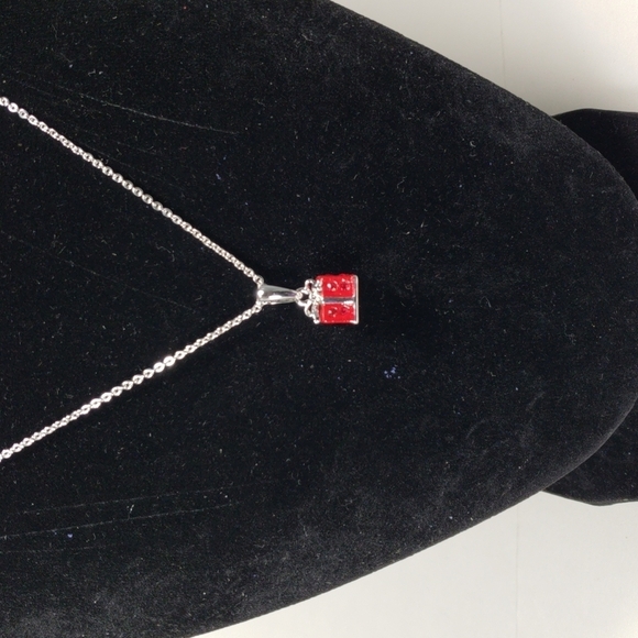 Swarovski Crystal Red Gift Box Pendant Necklace - Chic Women Holiday Jewelry - Picture 8 of 8